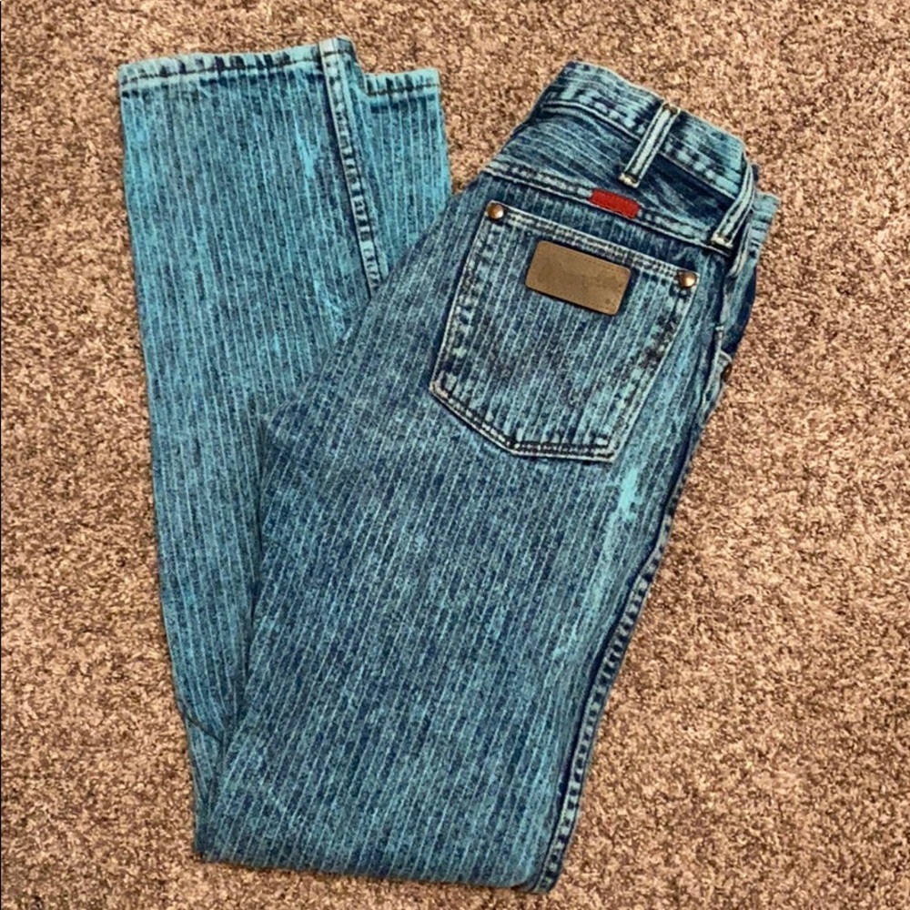 Vintage/acid  wash wrangler jeans